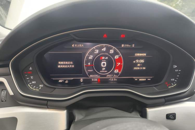 Used Audi A4L 2018 30th Anniversary Edition 40 TFSI Fashion Model
