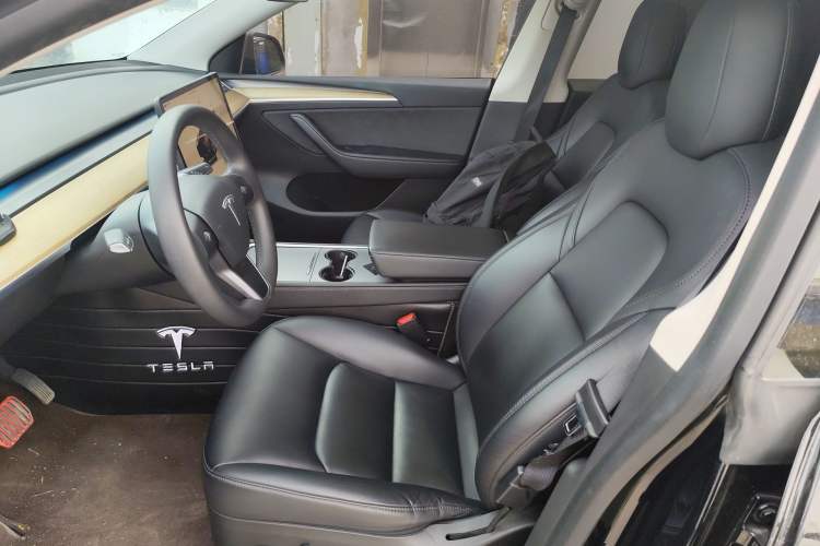 Used Tesla Model Y 2022 Rear-Wheel-Drive Version