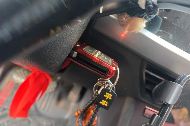 Used Volkswagen Lavida 2019 1.5L Manual Comfort Edition China VI Standard Vehicle Key