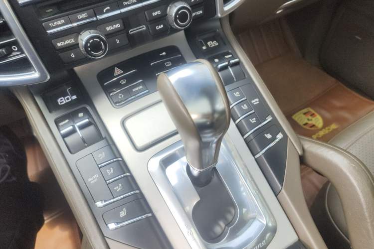 Used Porsche Cayenne 2011 Cayenne Turbo 4.8T