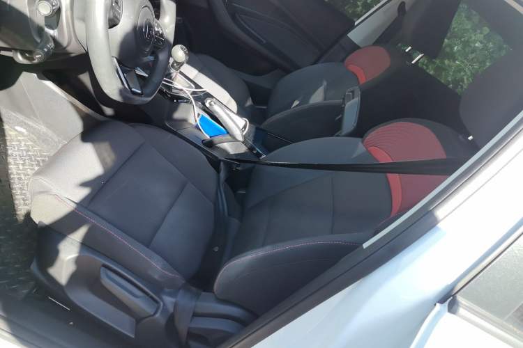 Used MG 5 2023 180 DVVT Manual Fashion Edition
