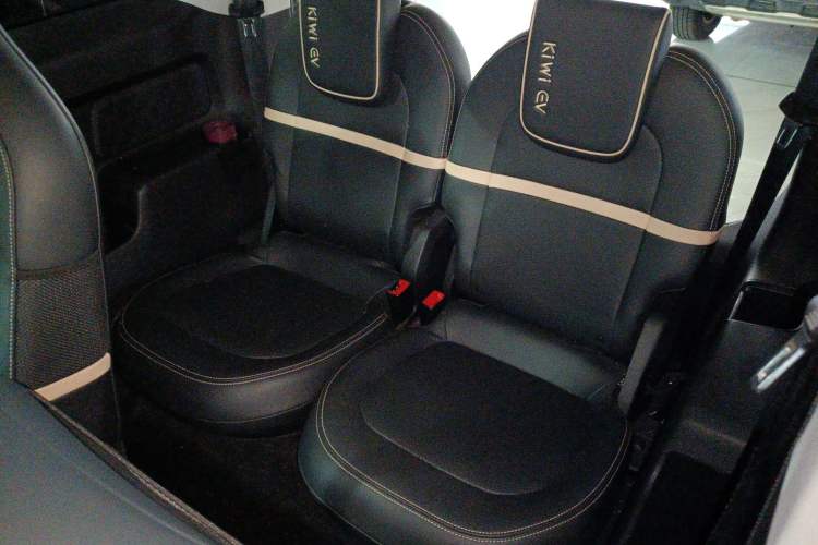 Used Baojun KiWi EV 2021 Designer Lithium Iron Phosphate