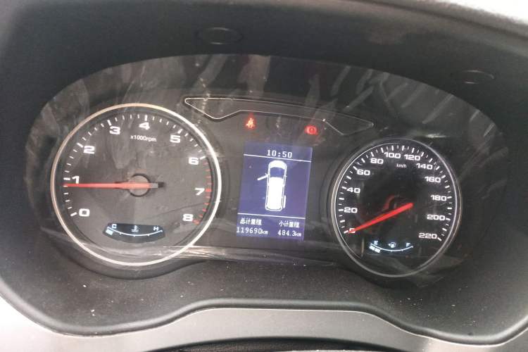 Used JAC Refine M4 2018 2.0L Manual Express Version