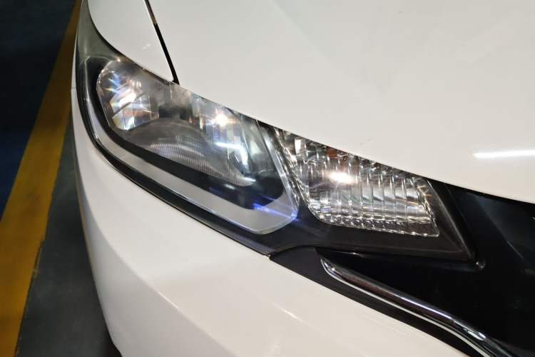 Used Honda Fit 2014 1.5L LX CVT Comfort Model
