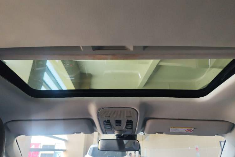 Used Haval H2 2016 Red Label 1.5T Manual Two-Wheel Drive Elite Model