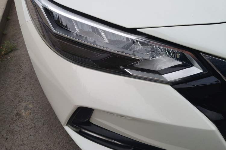 Used Nissan Sylphy 2021 1.6L XL CVT Enjoyment Edition Right Front Headlight