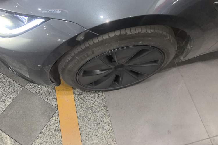 Used Tesla Model 3 2023 Rear-Wheel-Drive Version
