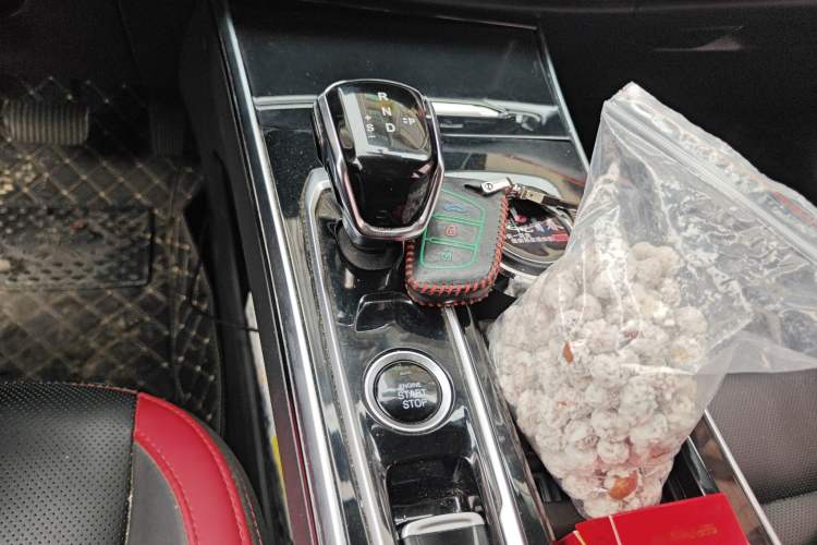 Used SOL X8 2021 300T DCT Panoramic Luxury Edition 5 Seats
