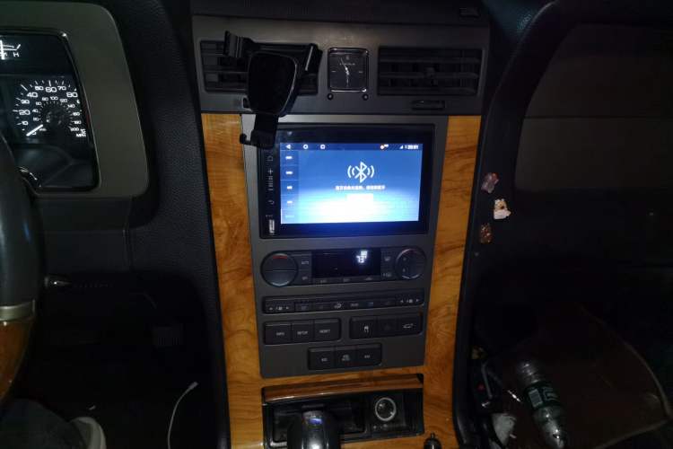 Used Lincoln Navigator 2010 5.4L AWD
