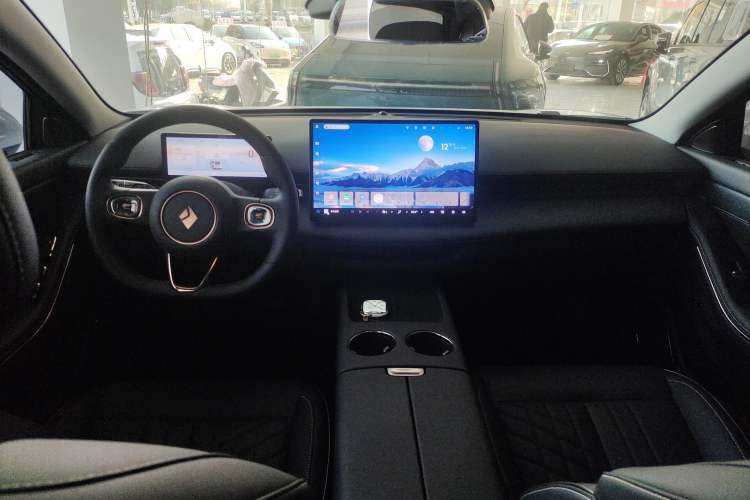 Used Baojun Enjoy 2025 All-Electric 600km Luxury Edition
