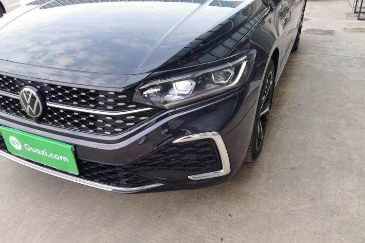 Used Volkswagen Passat 2023 Restyled 330TSI Starry Luxury Edition