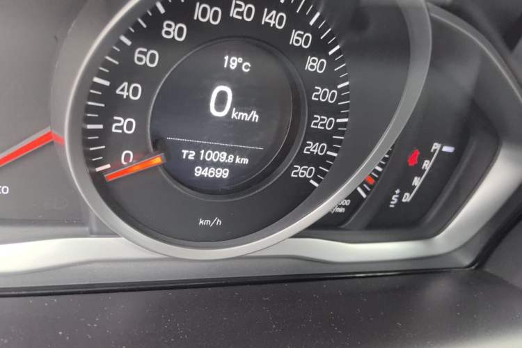 Used Volvo XC60 2015 T5 Smart Upgrade Model