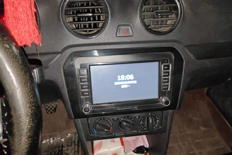 Used Volkswagen Jetta 2015 Value Edition 1.6L Manual Fashionable Style