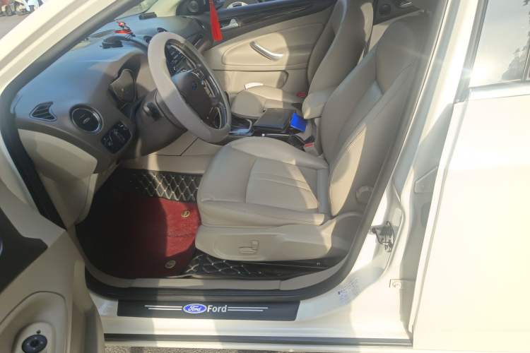 Used Ford Mondeo 2011 2.0L GTDi 200 Fashion Edition