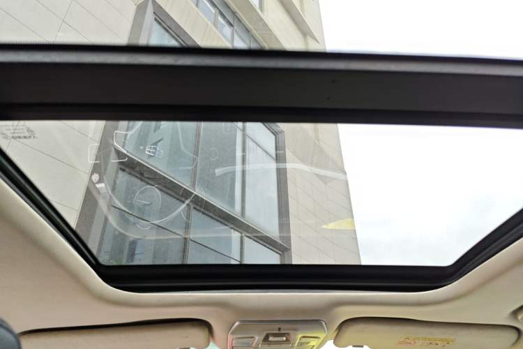 Used Geely Auto Emgrand GT 2015 2.4L Comfort Model
