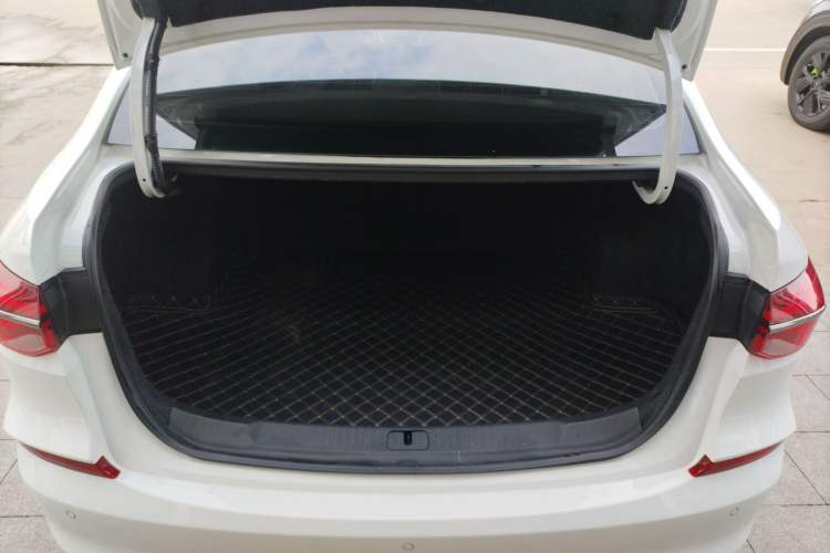 Used Chevrolet Monza 2022 Light Hybrid RS 330T Automatic Comfort Edition