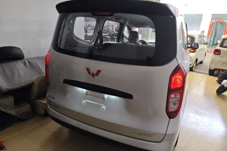 Used Wuling Hongguang New Energy 2024 All-Electric Model 300KM Practical Version