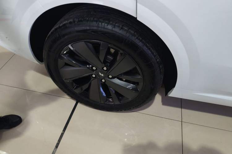 Used Li Auto L6 2025 Pro Smart Refresh Edition Right Rear Wheel Hub