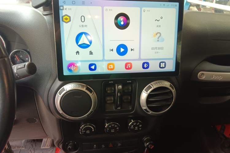 Used Jeep Wrangler 2015 2.8TD Sahara Four-Door Comfort Edition
