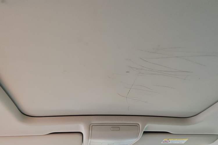 Used Volkswagen Tiguan L 2023 300TSI Automatic Two-Wheel Drive Smart Edition
