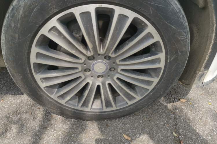 Used Mercedes-Benz GLC 2016 GLC 260 4MATIC Dynamic Edition Right Front Wheel Hub