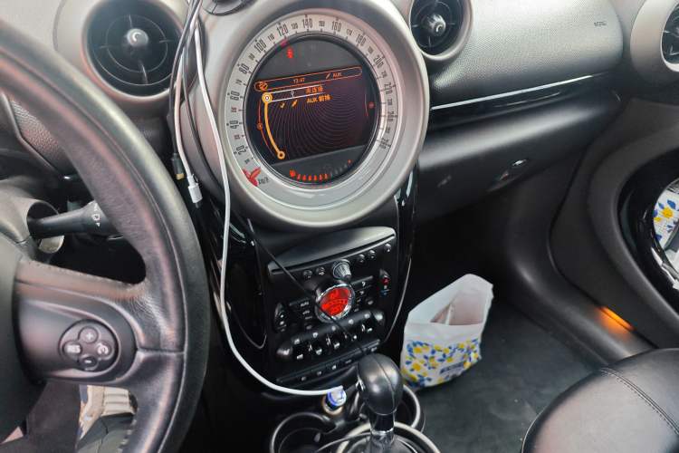 Used MINI Countryman 2011 1.6L COOPER Excitement Audio And AC Panel