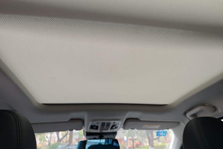 Used Haval H6 2017 Blue Label 1.5T Automatic Two-Wheel Drive ZhiShang Model