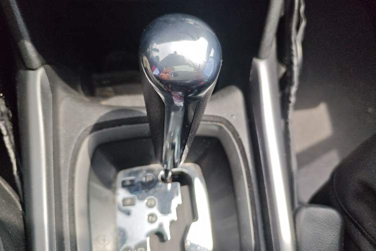 Used Peugeot 2008 2014 1.6L Automatic Fashion Edition
