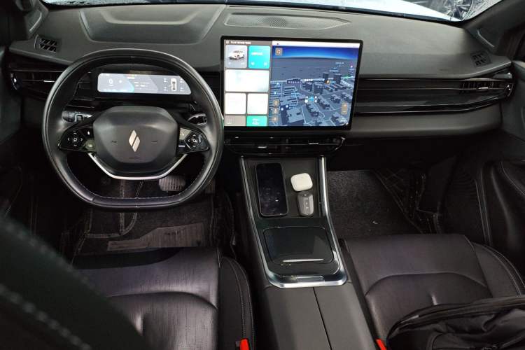 Used Livan Livan 7 2023 450 km – Chasing Clouds