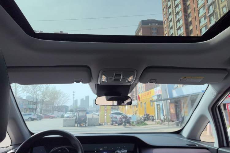 Used GAC Trumpchi M6 2023 PRO 270T DCT Luxury Edition Headliner