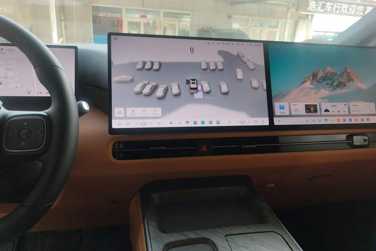 Used Wey Gaoshan 2025 Four-Wheel Drive Alpine 8
