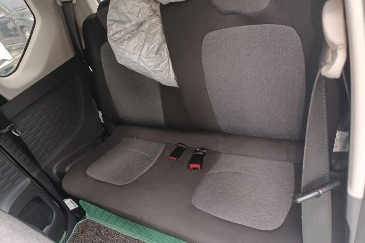 Used Wuling Hongguang MINIEV 2021 Macaron Premium Model – Lithium Iron Phosphate