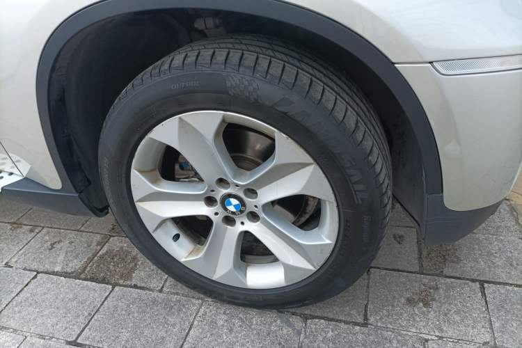 Used BMW X6 2011 xDrive35i
