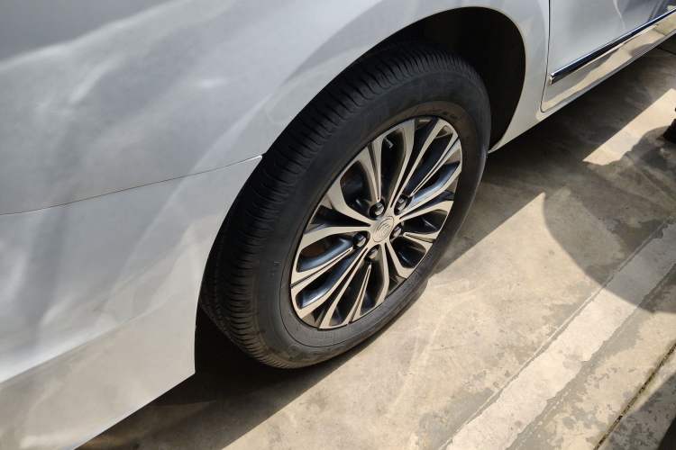 Used Buick GL8 2021 Land Cruiser Executive Class 652T Luxury Model