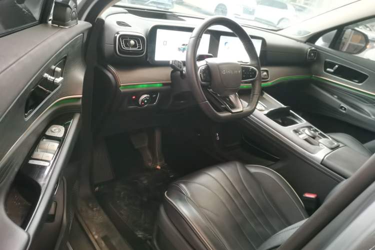 Used Chery Tiggo 9 2023 2.0T Dual-Clutch Two-Wheel Drive Prestige Version 5 Seats