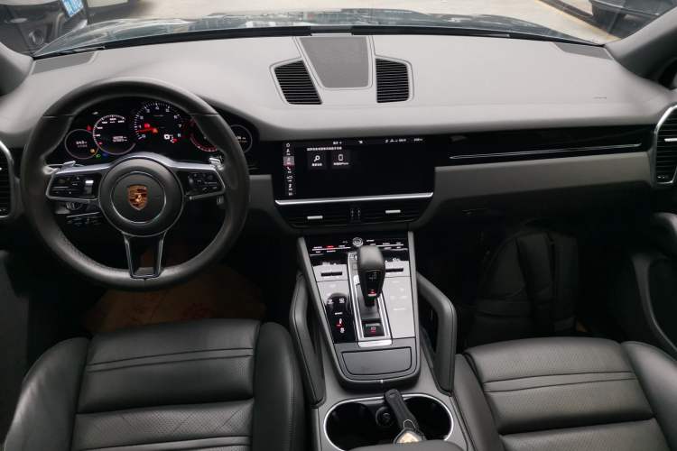 Used Porsche Cayenne 2018 Cayenne 3.0T Center Console