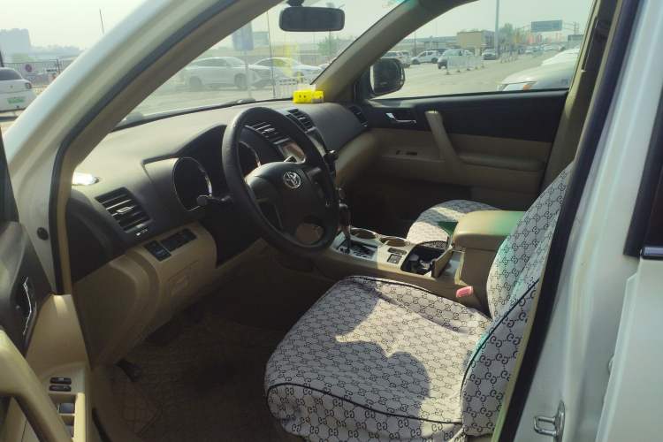 Used Toyota Highlander 2012 3.5L 4x4 7-Seater Elite Edition Left Front Seat