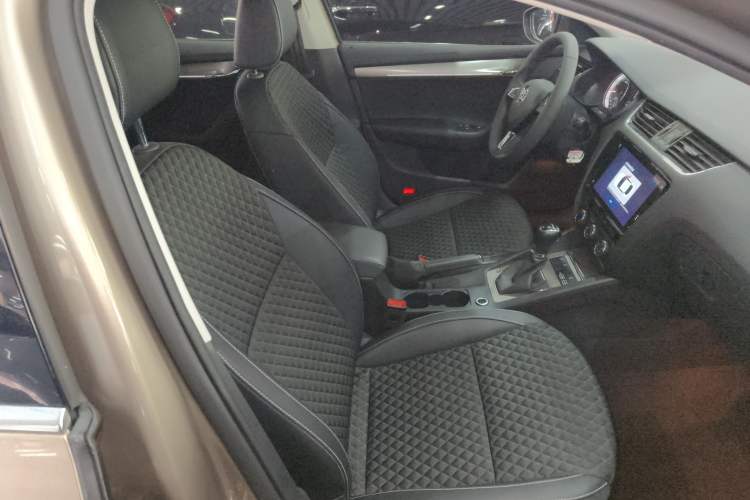 Used Skoda Octavia 2020 1.5L Automatic SmartDrive Luxury Edition