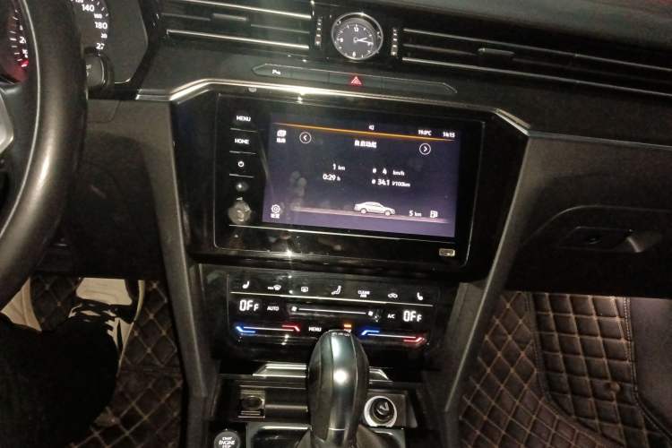 Used Volkswagen Magotan 2020 330TSI DSG Leading Model
