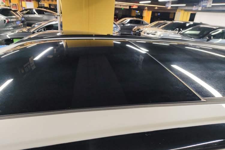 Used Lynk & Co 09 EM-P 2023 2.0TD EM-P Long-Range Version AM Six-Seater Roof