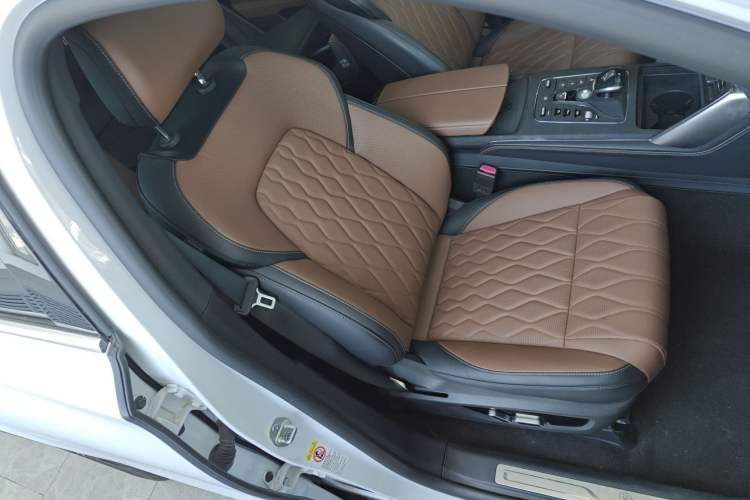 Used BYD Tang New Energy 2021 DM-i 112KM Prestige Model Right Front Seat