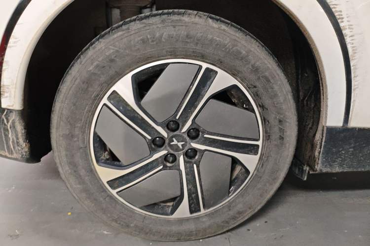 Used XPeng G6 2023 580 Long-Range Pro Right Rear Wheel Hub