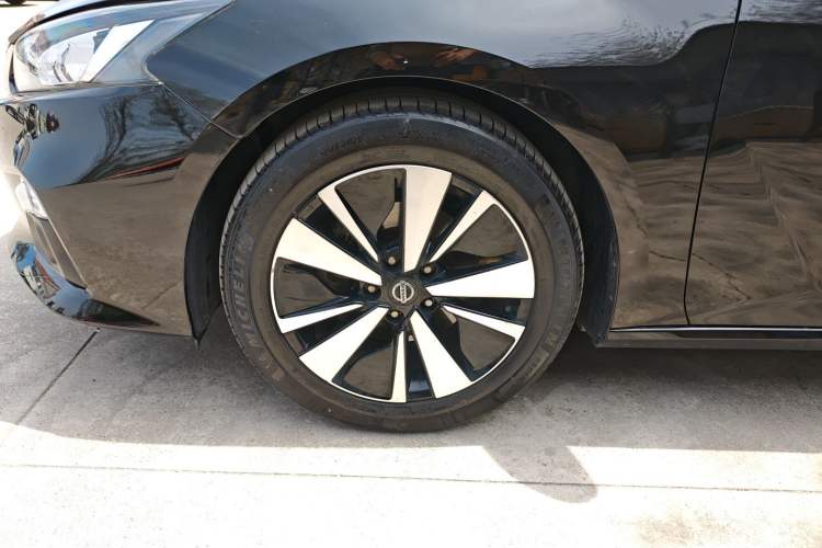 Used Nissan Teana 2019 2.0T XL Upper Smart Enjoyment Version Left Front Wheel Hub