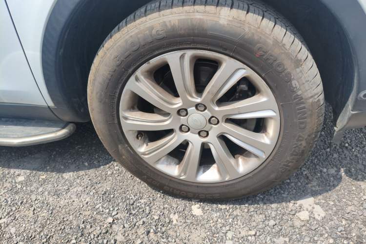 Used Land Rover Discovery Sport 2019 200PS PURE Edition China VI Standard