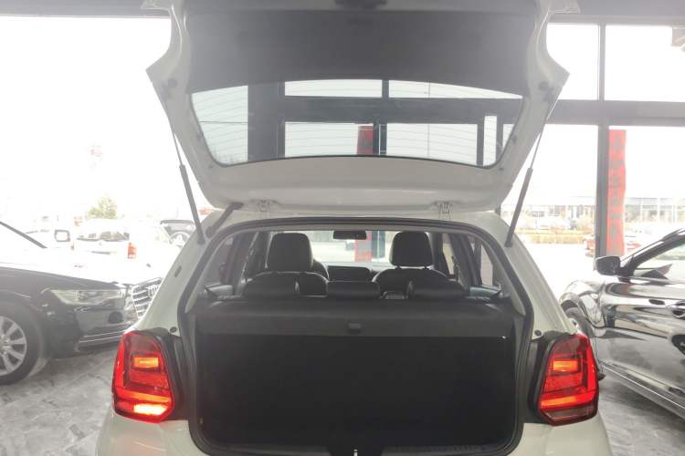 Used Volkswagen Polo 2018 1.5L Automatic Advanced Driving Model Trunk