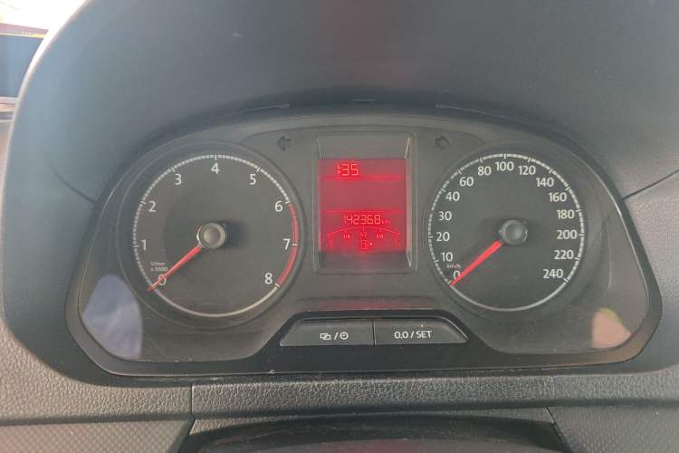 Used Volkswagen Jetta 2017 1.5L Automatic Fashion Model Instrument Cluster