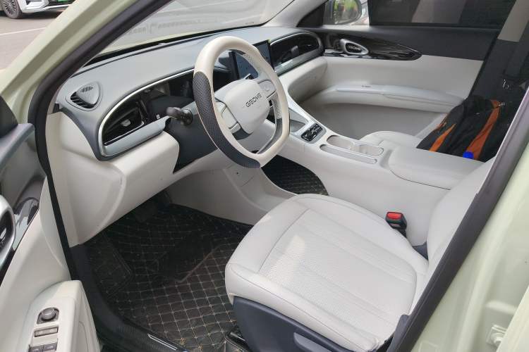 Used Geely Galaxy Geome 2026 Model 310km Youth Edition
