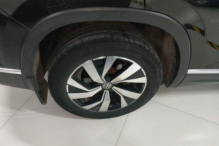 Used Volkswagen Tayron 2019 330TSI Two-Wheel-Drive Luxury Plus China VI Standard
