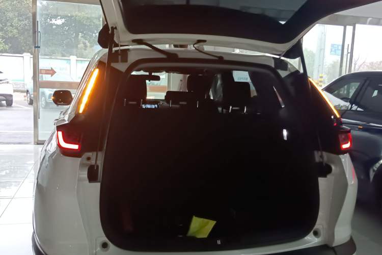 Used Honda Breeze 2021 240TURBO CVT Front-Wheel Drive Elite Edition Trunk