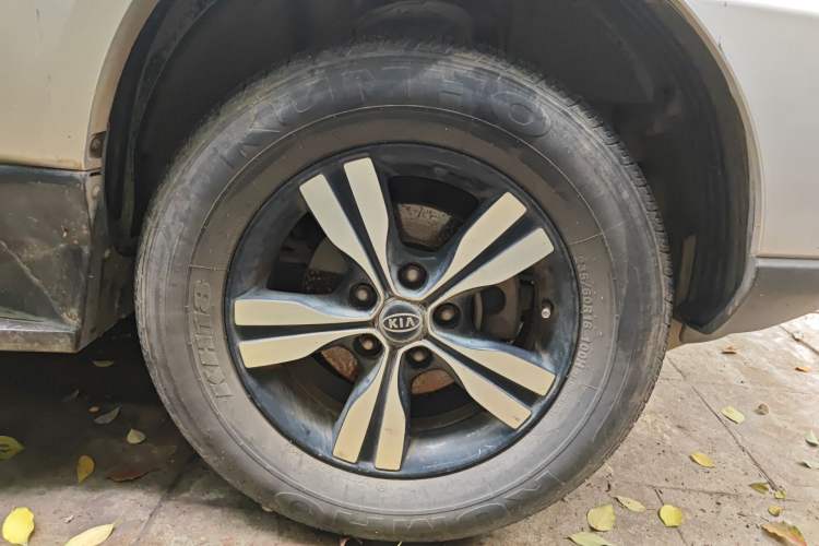 Used Kia Sportage 2011 2.0L Automatic Two-Wheel Drive GLS
